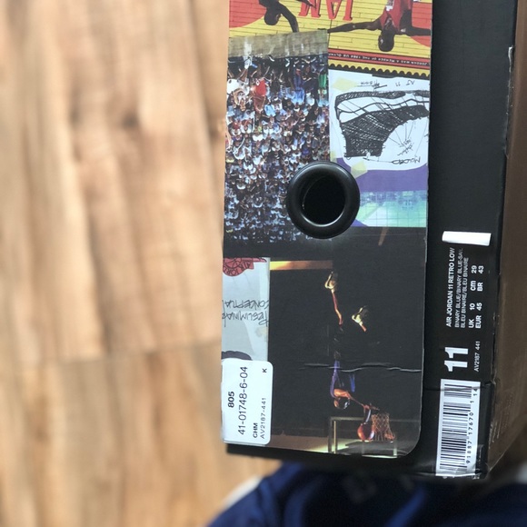 Jordan Retro 11 Derek Jeter - Picture 3 of 6